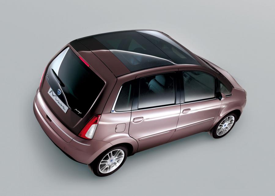  Lancia Musa 2007 года  (фото 74 из 86)